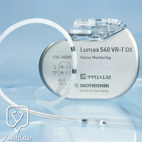 The pacemaker consists of a battery, an electrical circuit in a small metal case, and wires that are routed through the veins into the heart chambers.